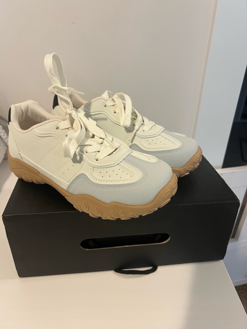 Fashion Nova Cream and Tan Chunky Sneakers